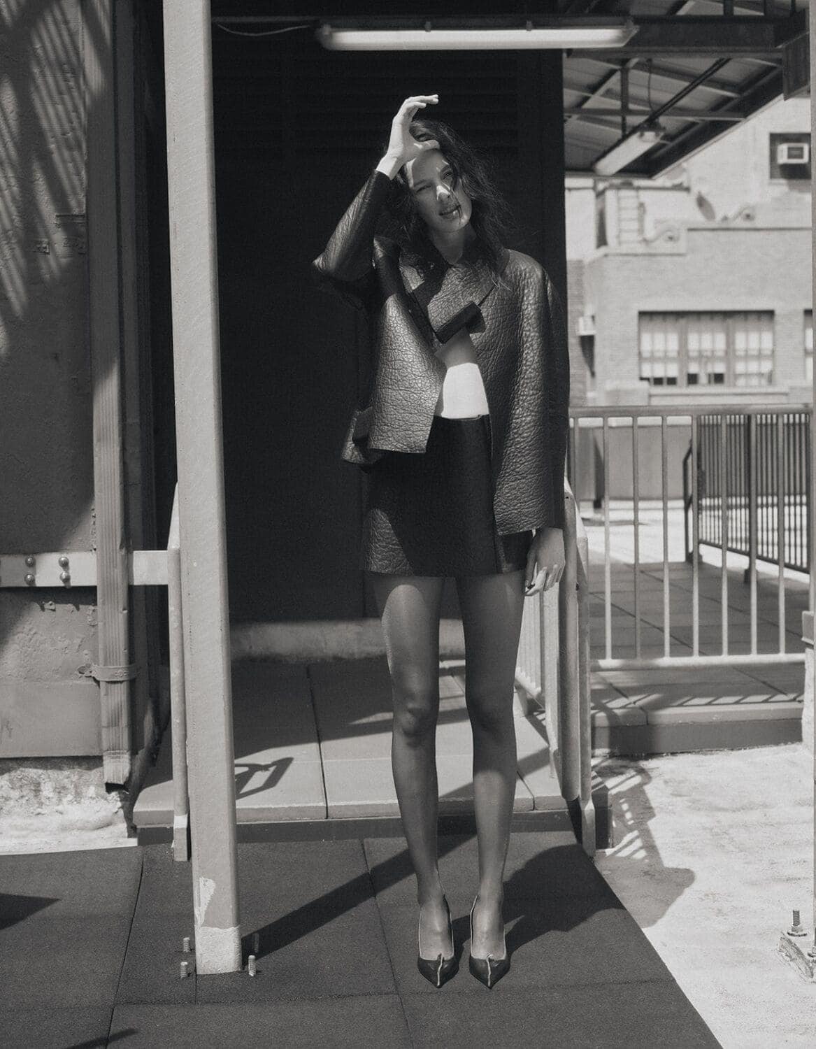 L*す様 PRADA　プラダ　女性　ロック調　美品 L*す様 PRADA プラダ 女性 ロック調 美品 C99284027新 デ